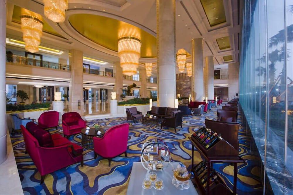 Haili New Century Grand Hotel Haiyan ภายนอก รูปภาพ